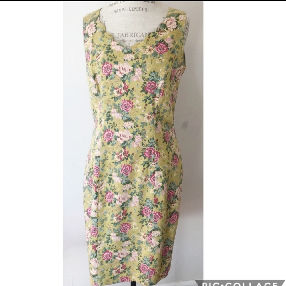 Laura Ashley 80’s Vintage Floral Sheath Dress